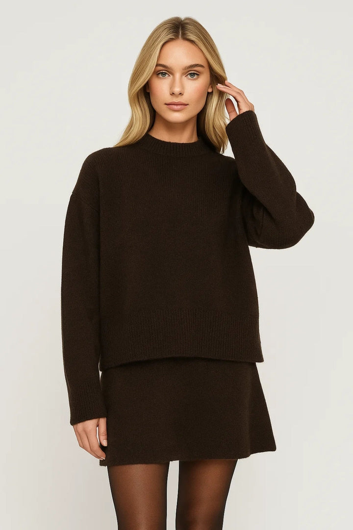 2-delat damset | Stickad tröja med kjol | Varmt och minimalistiskt