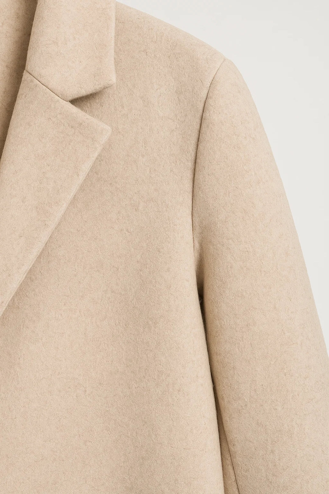 Damkappa | Lång, minimalistisk och elegant | Tidlös och modern för vintern