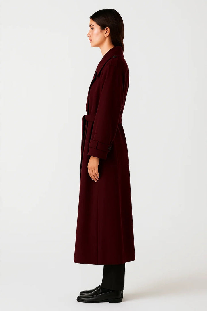 Damkappa | Lång dubbelknäppt bältad kappa | Elegant kappa i Bordeaux-stil för vintern