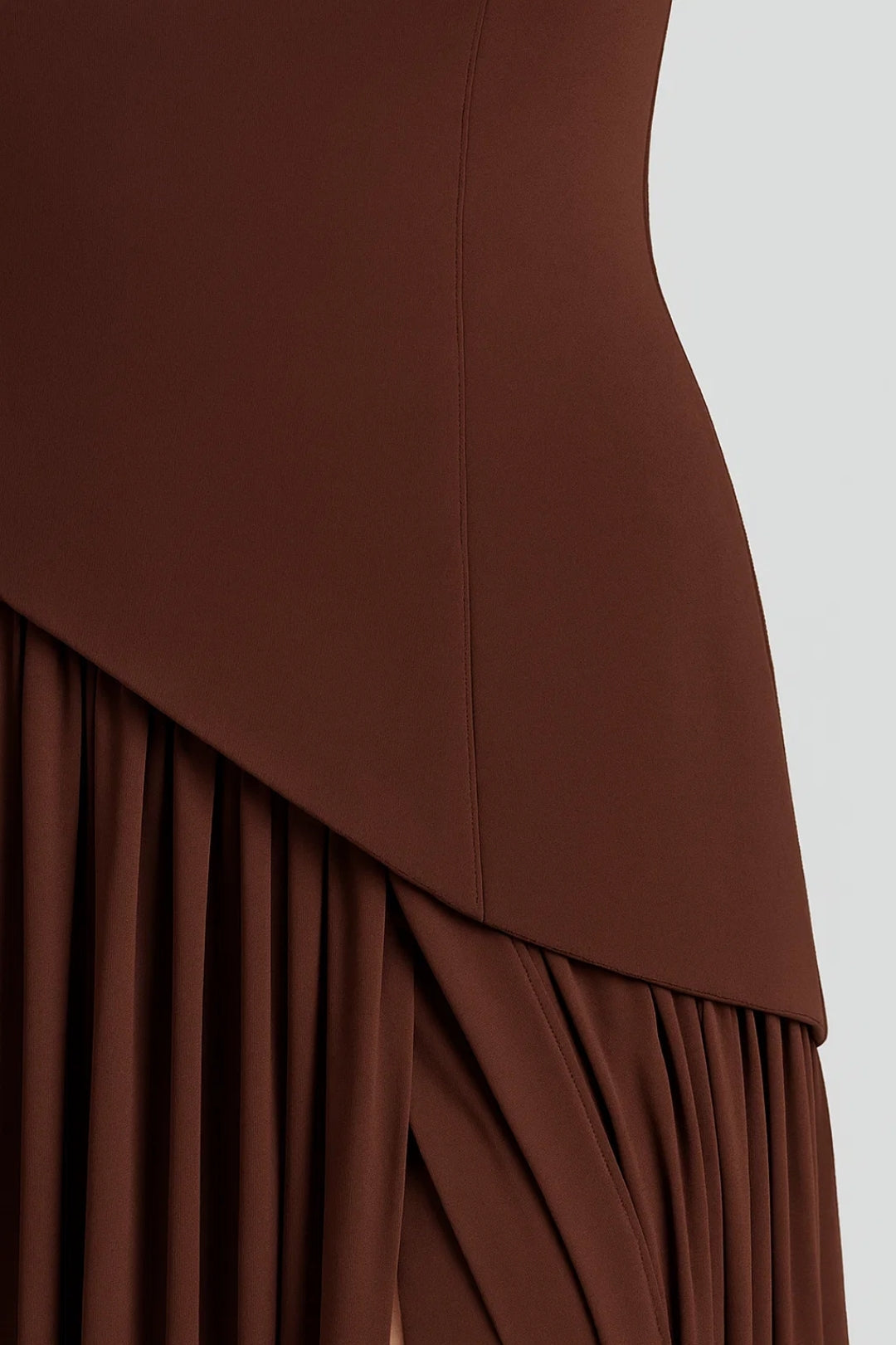 Damklänning | Lång | Festklänning | Asymmetrisk drapering för sommaren