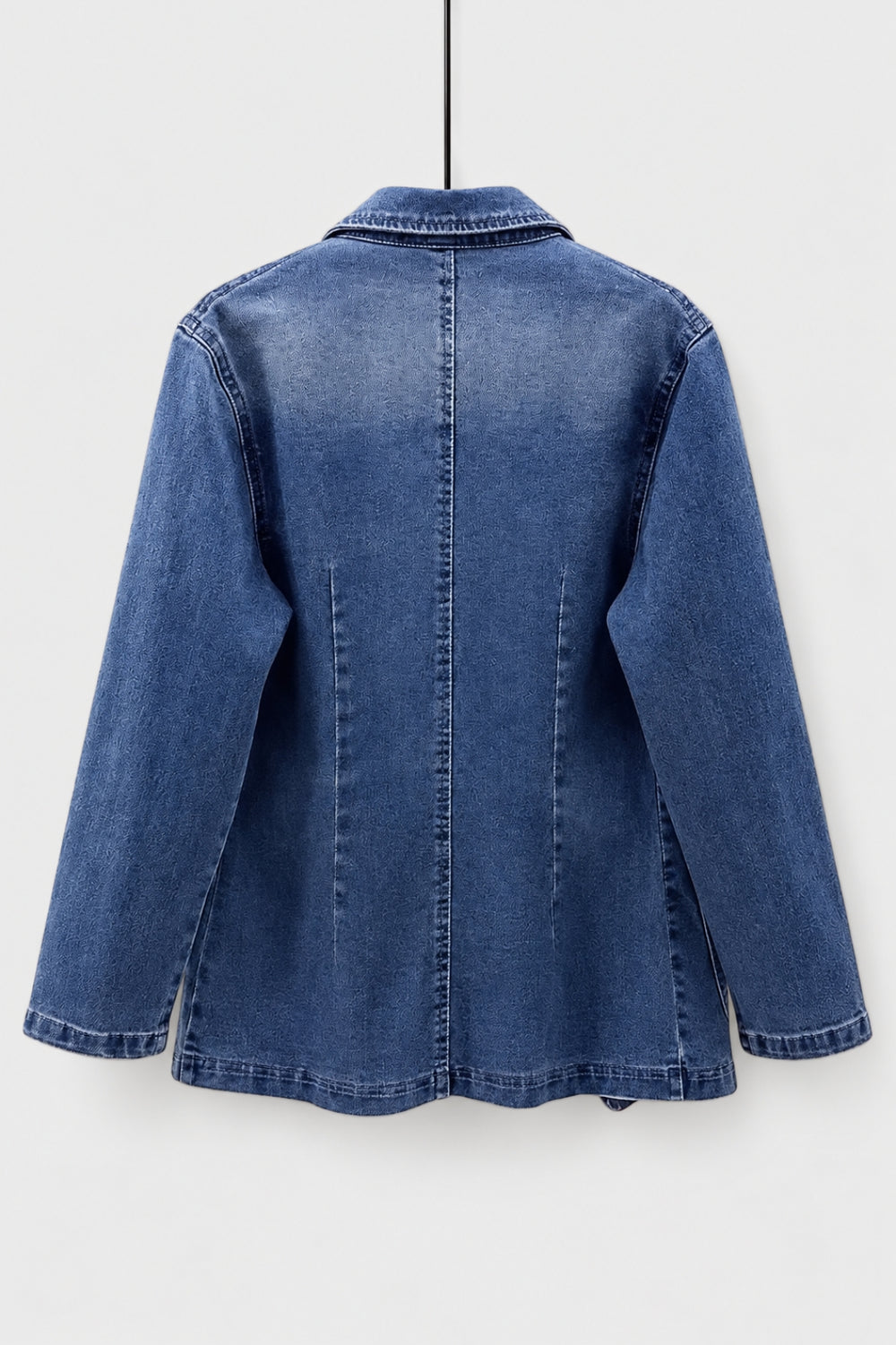 Blå denimblazer för damer, baksida, långa ärmar