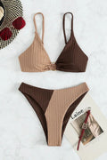 Élise - Bikini Dam Badkläder Trendig Color Block med Främre Ring och Utsvängd Botten