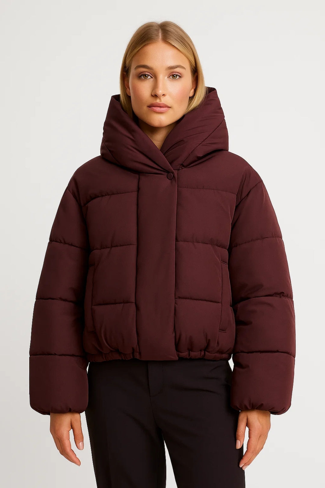 Quiltad damjacka | Kort pufferjacka med bred huva | Varm stadsstil