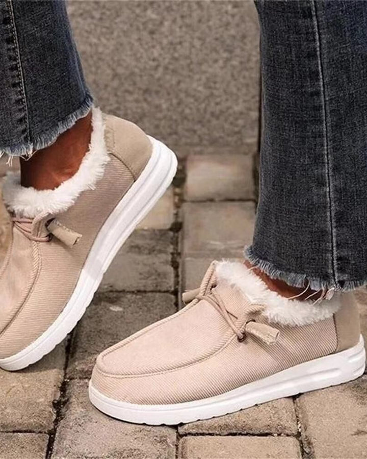 Fodrade skor dam i beige