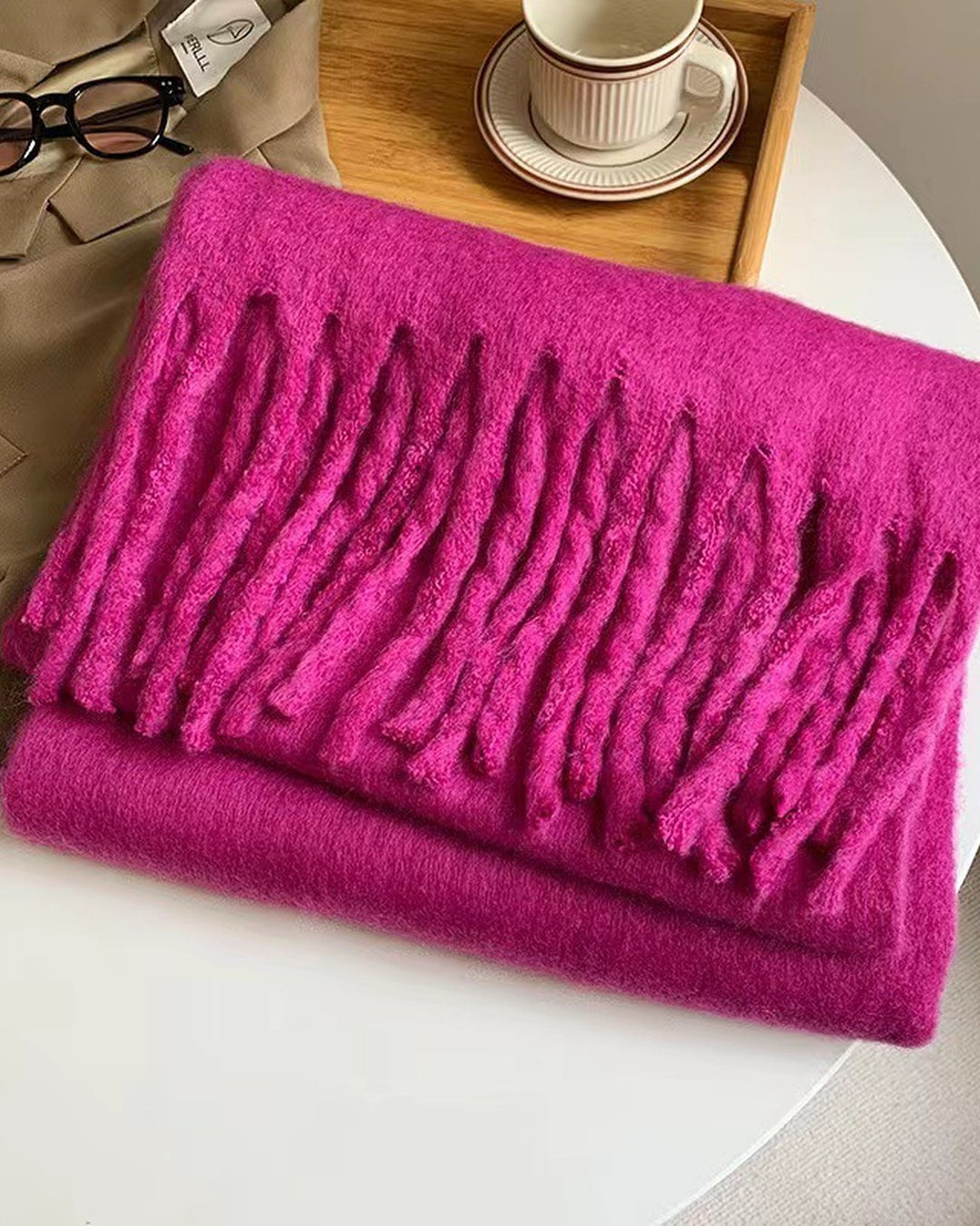 Fluffig halsduk dam i cerise