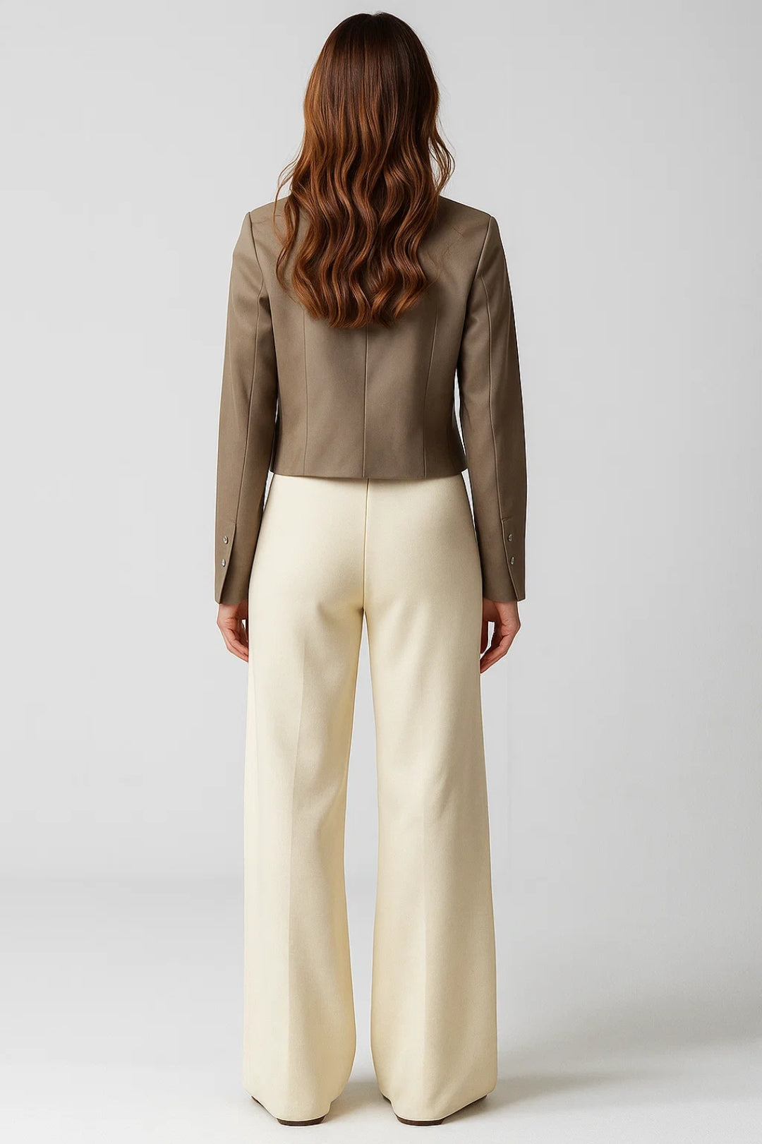 Kort blazer | Guldfärgade knappar